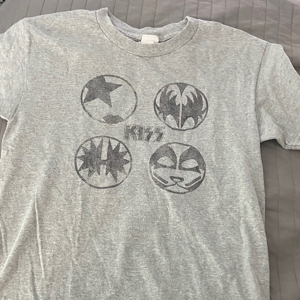 Kids M KISS BAND TEE Heather Gray Logo Crewneck
